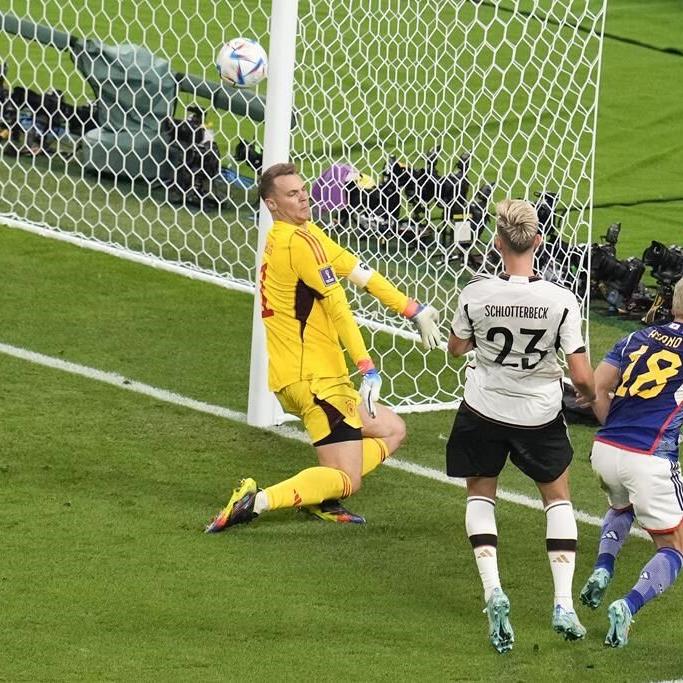 Japan gets 2 late goals to upset Germany 2-1 at World Cup